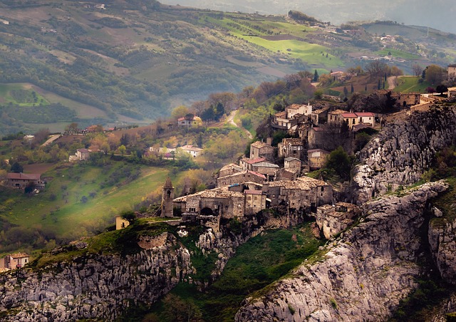 Soluzioni e Tecnologie per i Piccoli Comuni e le Aree Montane